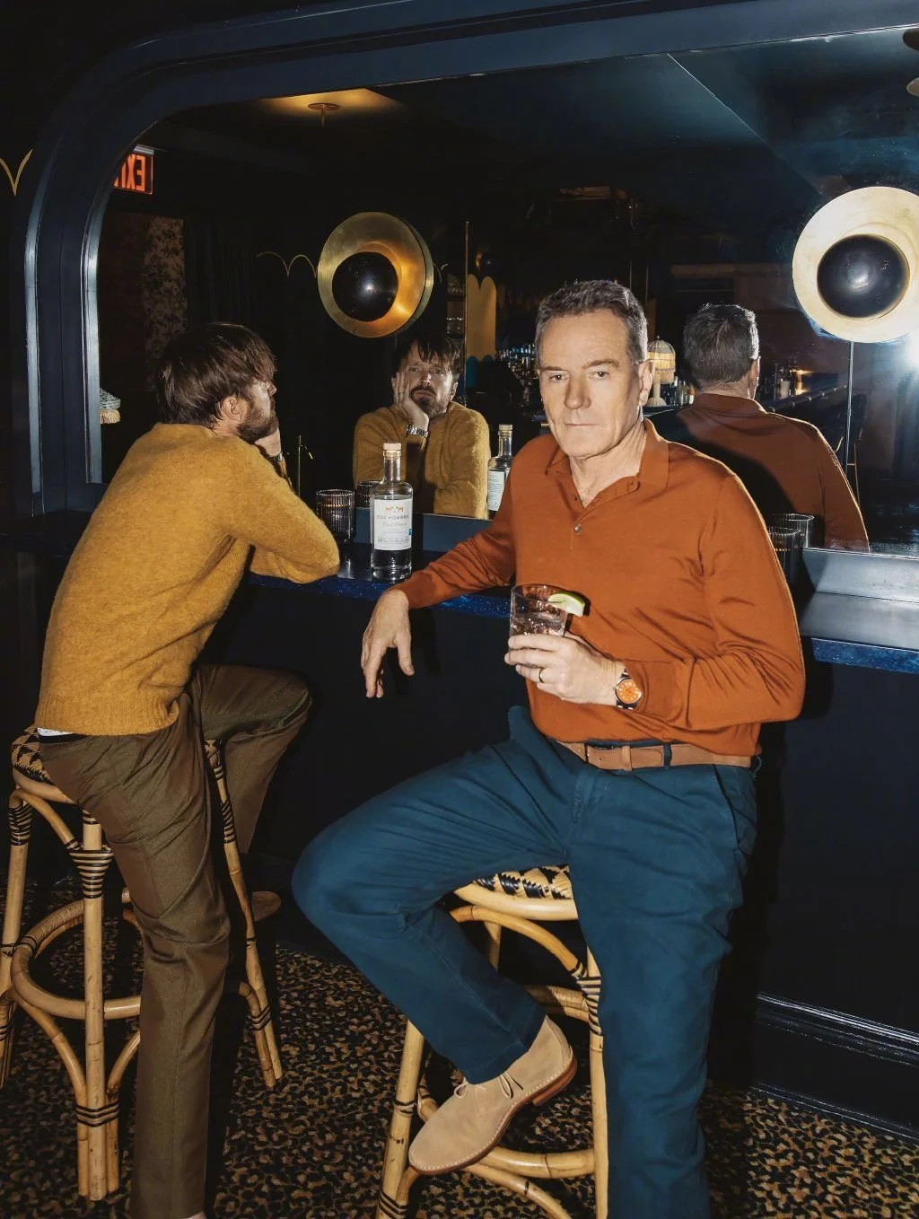 breaking-bad-walter-white-and-jesse-pinkman-reunite-for-photo-a-portrait-3