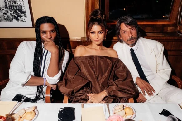 heroine-zendaya-of-spider-man-no-way-home-the-highest-grossing-actor-in-a-2021-us-movie-5