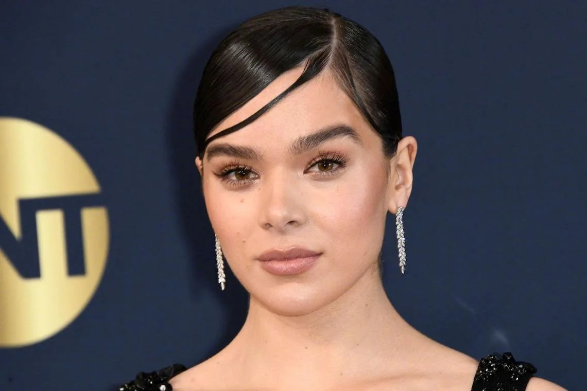28th Screen Actors Guild Awards, Hailee Steinfeld debuts ​​​
