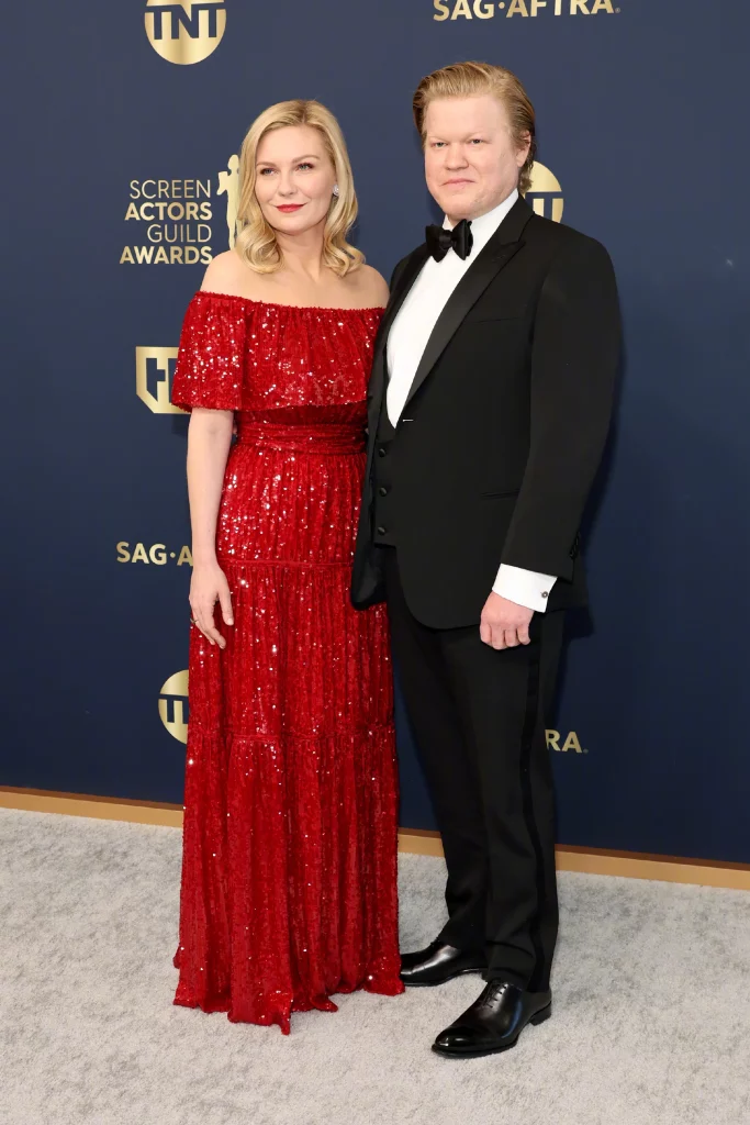 28th Screen Actors Guild Awards red carpet, Kirsten Dunst & Jesse Plemons debut ​​​