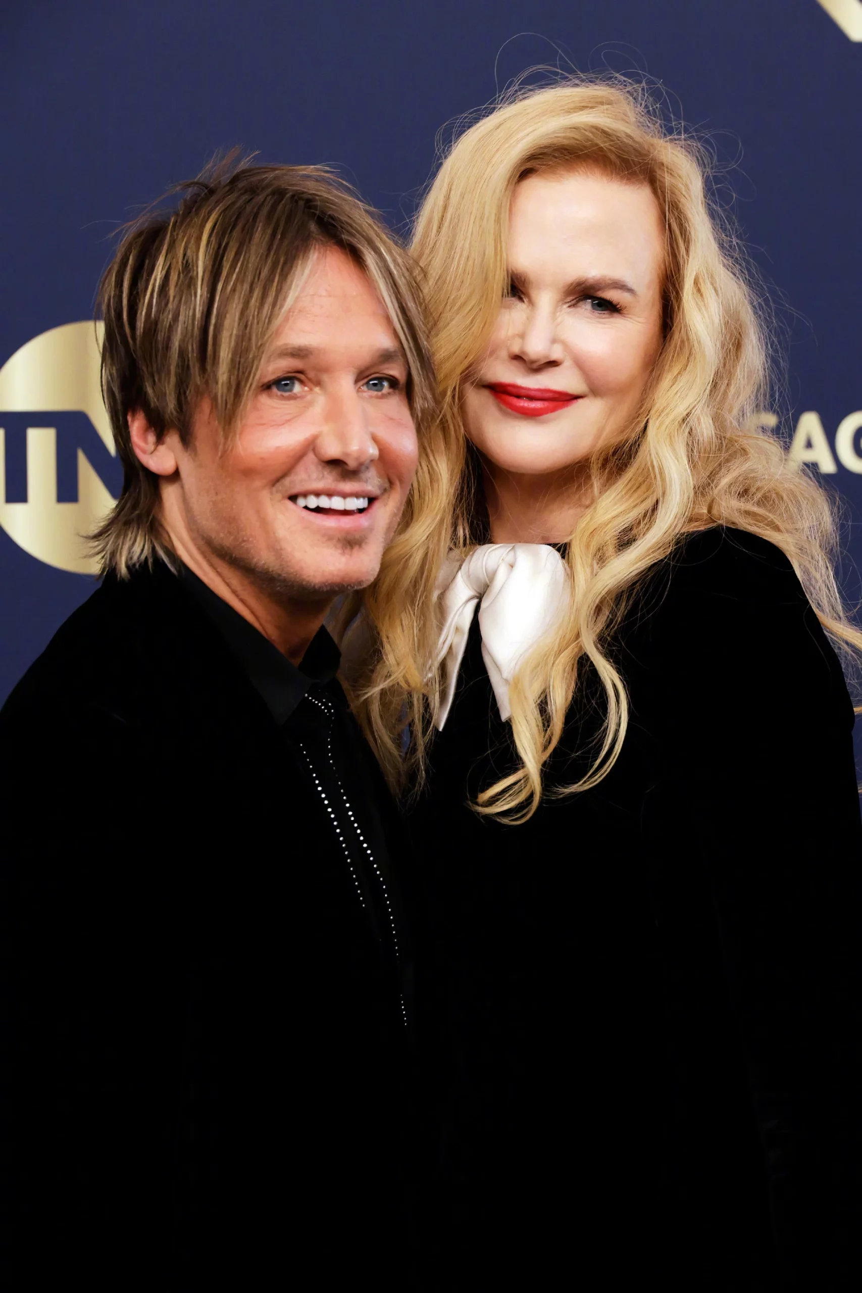 28th Screen Actors Guild Awards red carpet, Nicole Kidman & Keith Urban debut ​​​