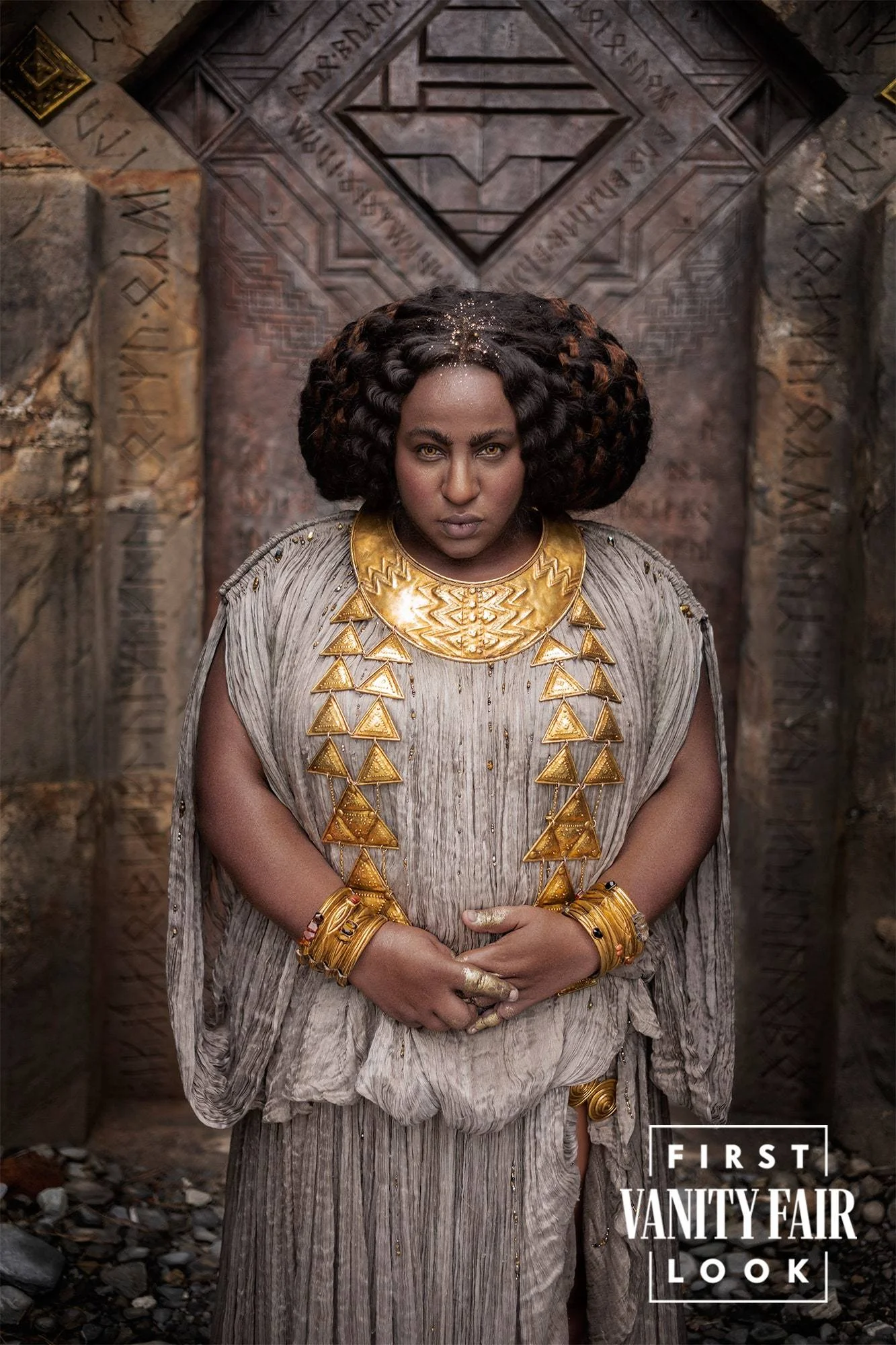 amazon-tv-series-the-lord-of-the-rings-the-rings-of-power-season-1-released-stills-do-they-taste-like-middle-earth-4