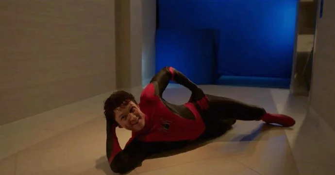 Behind-the-scenes video of the three Spider-Man in the same frame