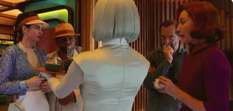 "Bigbug" Review: 2022 Netflix R-rated sci-fi comedy robot counterattacks humans!