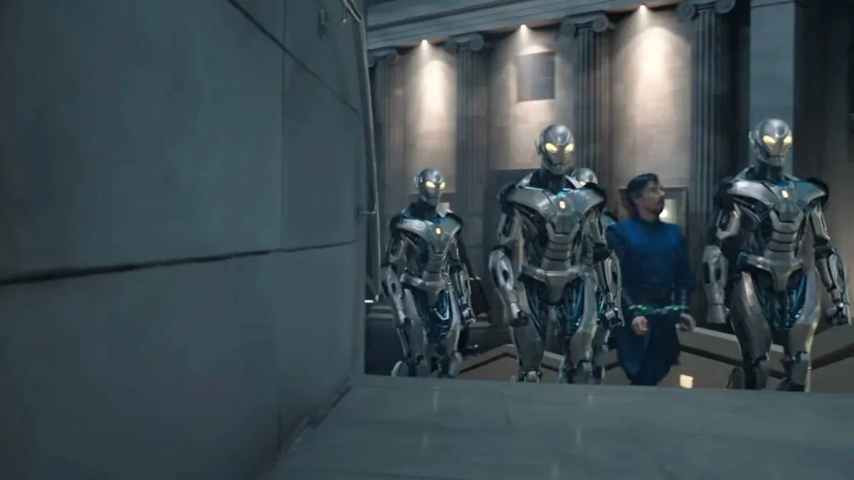 doctor-strange-in-the-multiverse-of-madness-releases-super-bowl-trailer-does-the-back-of-that-bald-man-belong-to-professor-x-4