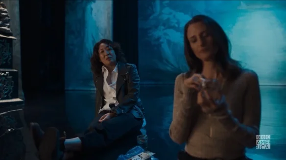 killing-eve-season-4-releases-official-trailer-agents-and-killers-love-and-kill-10