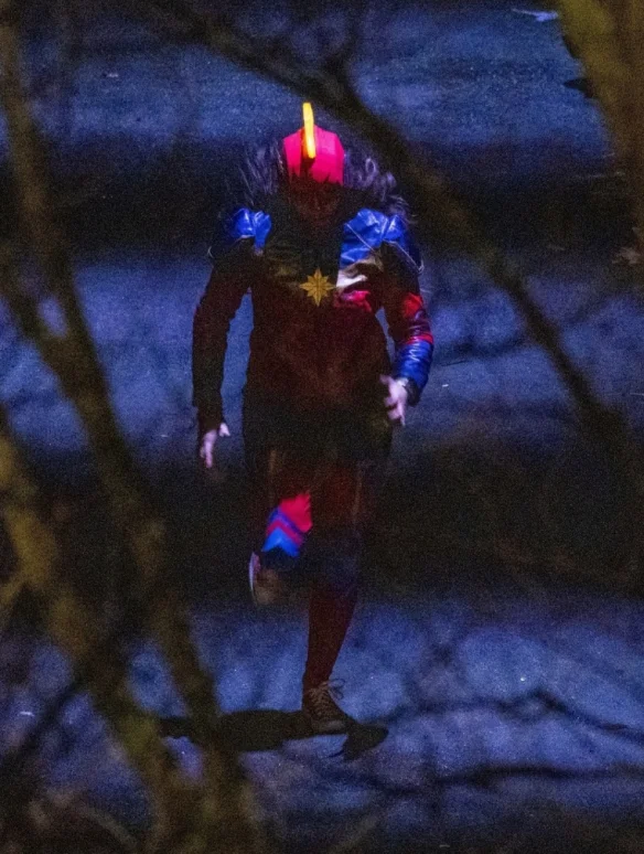 Marvel's new drama "Ms. Marvel" released new set photos, Iman Vellani wearing "combat uniform" appeared