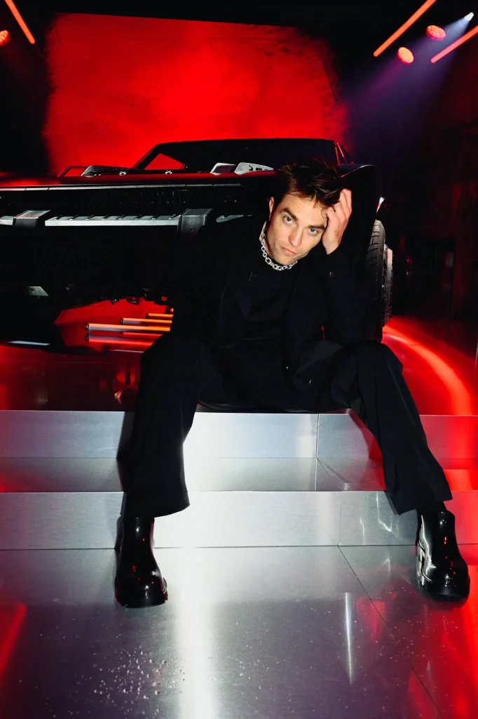 Robert Pattinson handsome new photo