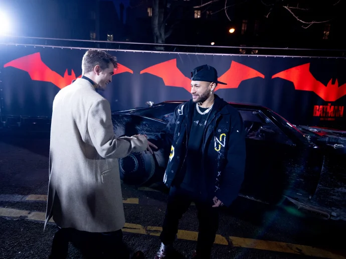 "The Batman" Promotion in Paris: Robert Pattinson & Zoë Kravitz