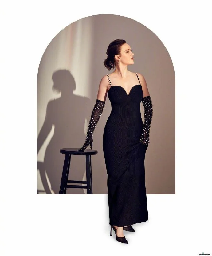 the-marvelous-mrs-maisel-season-4-rachel-brosnahan-stylecaster-photo-9
