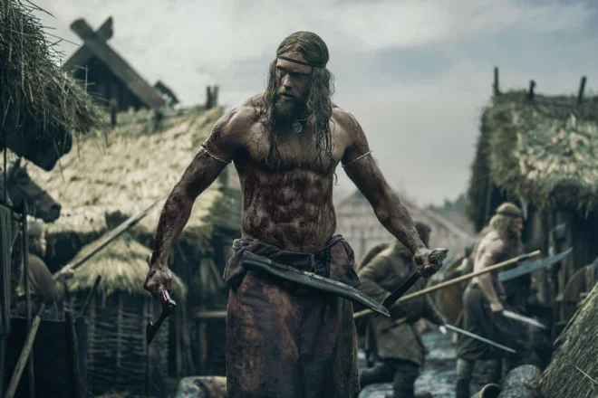 The movie "The Northman" exposes new stills, and the bloody battle is about to start