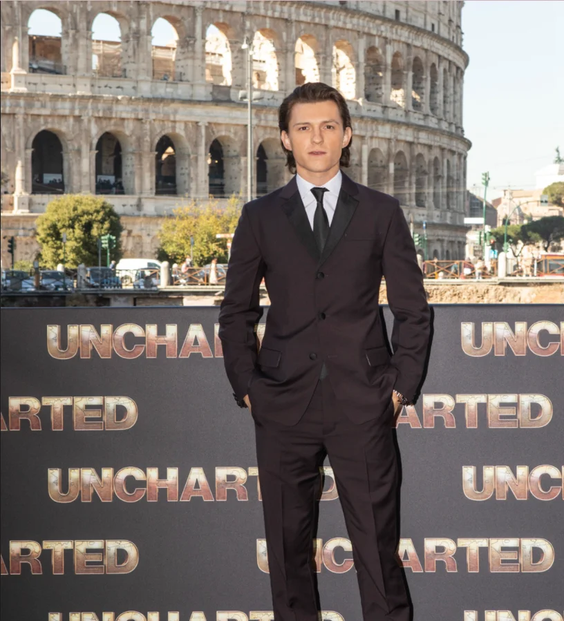 "Uncharted" opens European Roadshow, Tom Holland is handsome and goes back to the treasure hunt