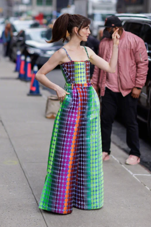 Anne Hathaway New York Street Shoot