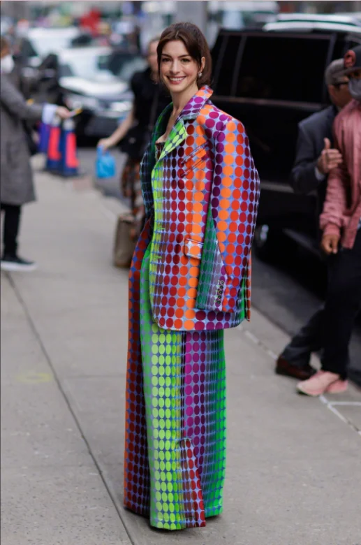 Anne Hathaway New York Street Shoot