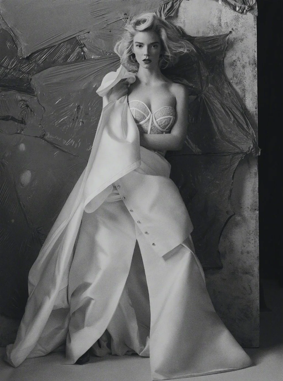 Anya Taylor-Joy, "Vogue" magazine UK April issue photo ​​​