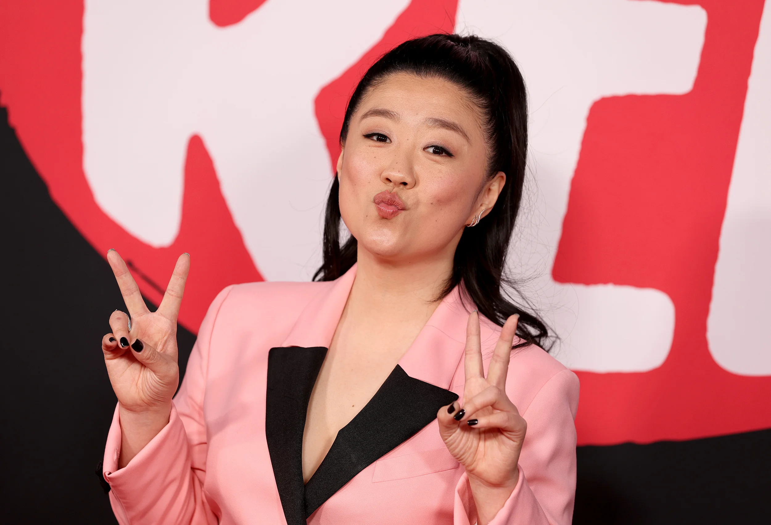 billie-eilish-at-pixars-turning-red-los-angeles-premiere-11