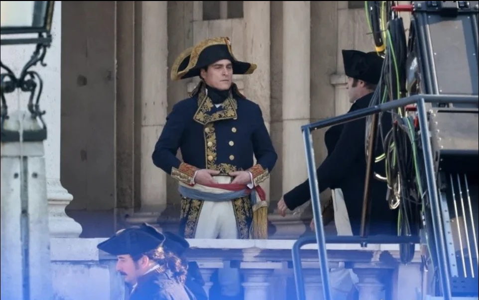 biopic-napoleon-starring-joaquin-phoenix-reveals-first-set-photos-6