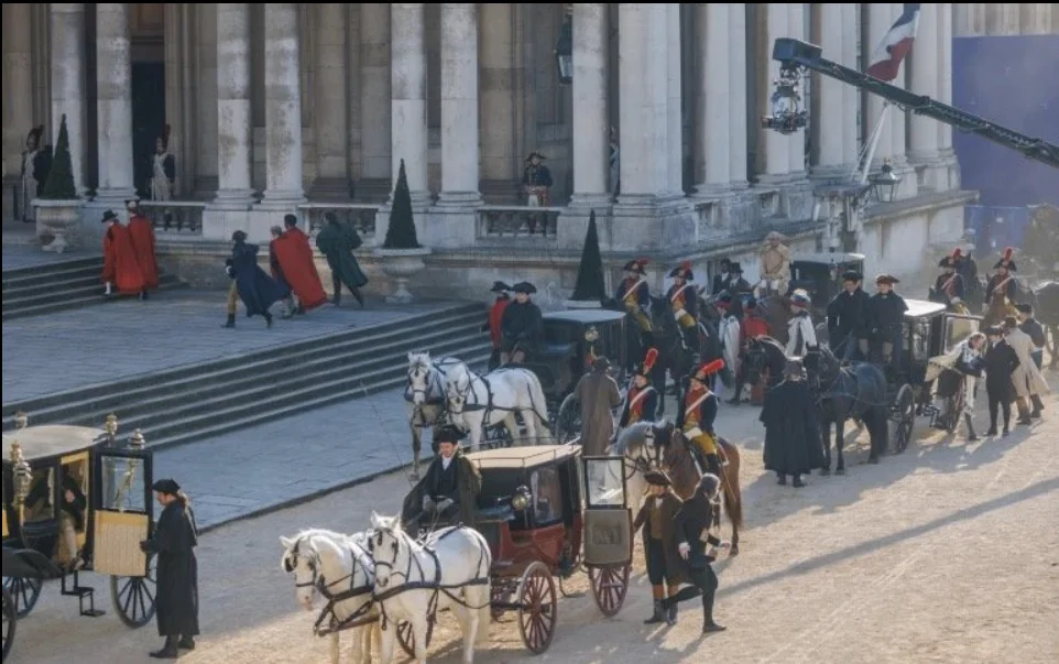 biopic-napoleon-starring-joaquin-phoenix-reveals-first-set-photos-9