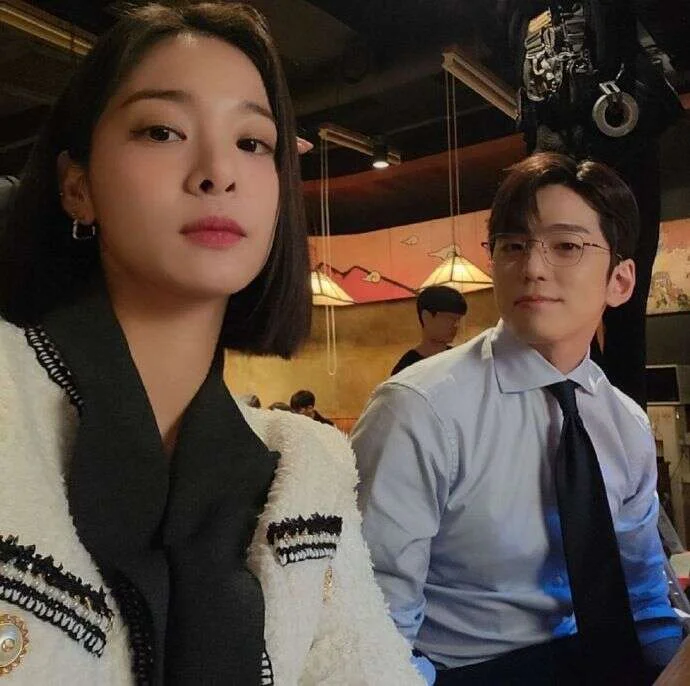 "Business Proposal": This overbearing CEO TV series, the more old-fashioned the more attractive