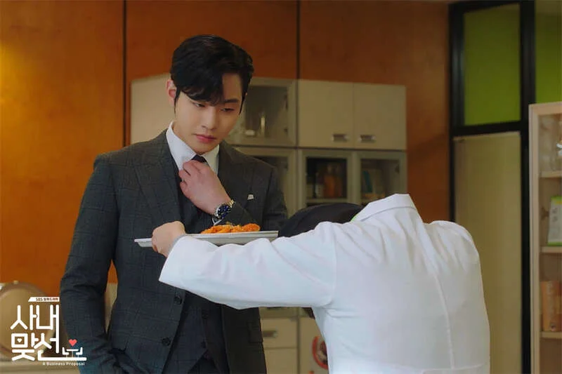 "Business Proposal": This overbearing CEO TV series, the more old-fashioned the more attractive