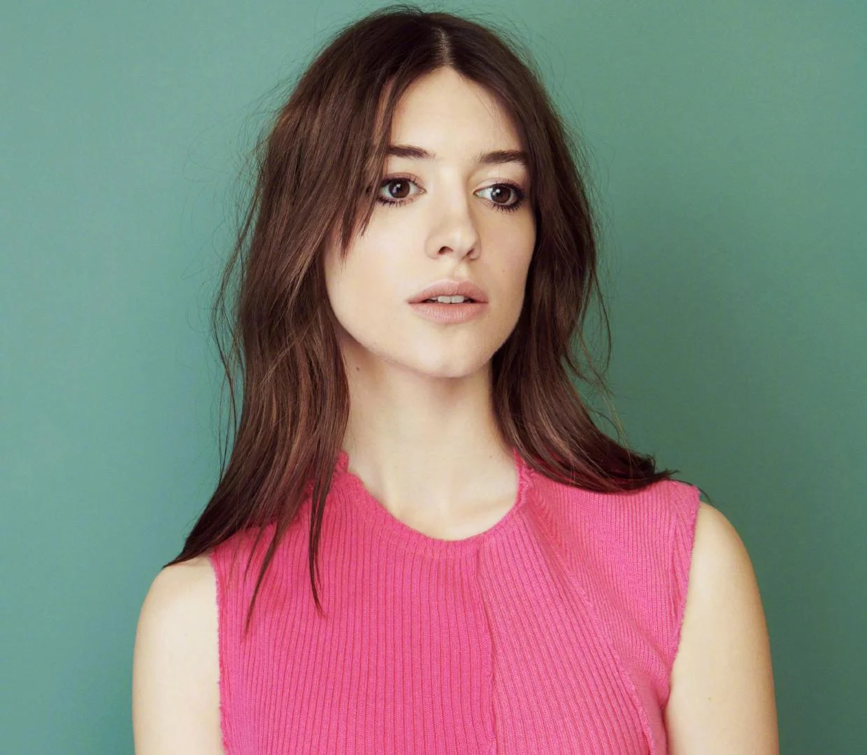 Daisy Edgar-Jones, magazine photo