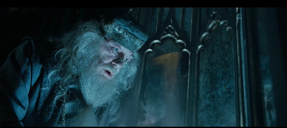 "Fantastic Beasts: The Secrets of Dumbledore" Reveals "Unlocking Dumbledore's Past" Special, It Uncovers Dumbledore's Dusty Past