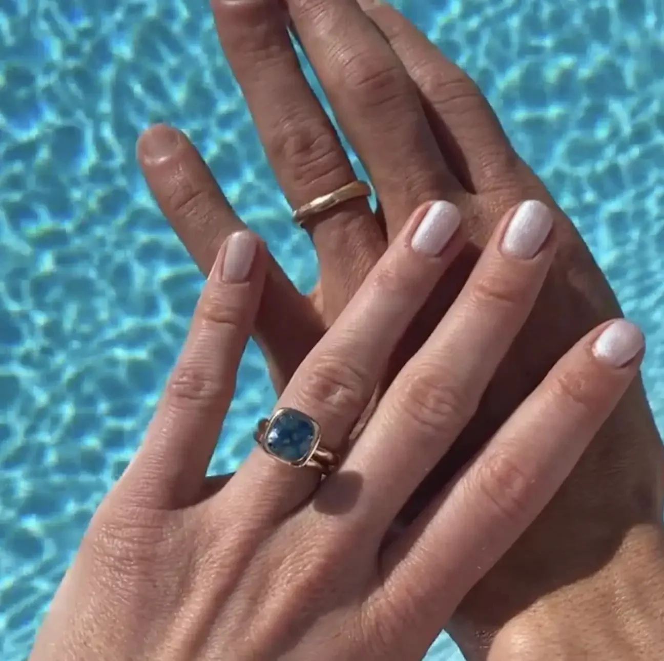 "Ginny Weasley" Bonnie Kathleen Wright of "Harry Potter" announces marriage on Instagram