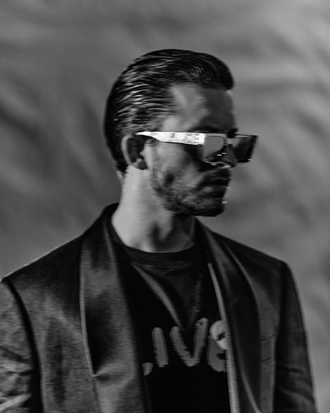 Jonathan Bailey, new photo for "Flaunt" magazine ​​​