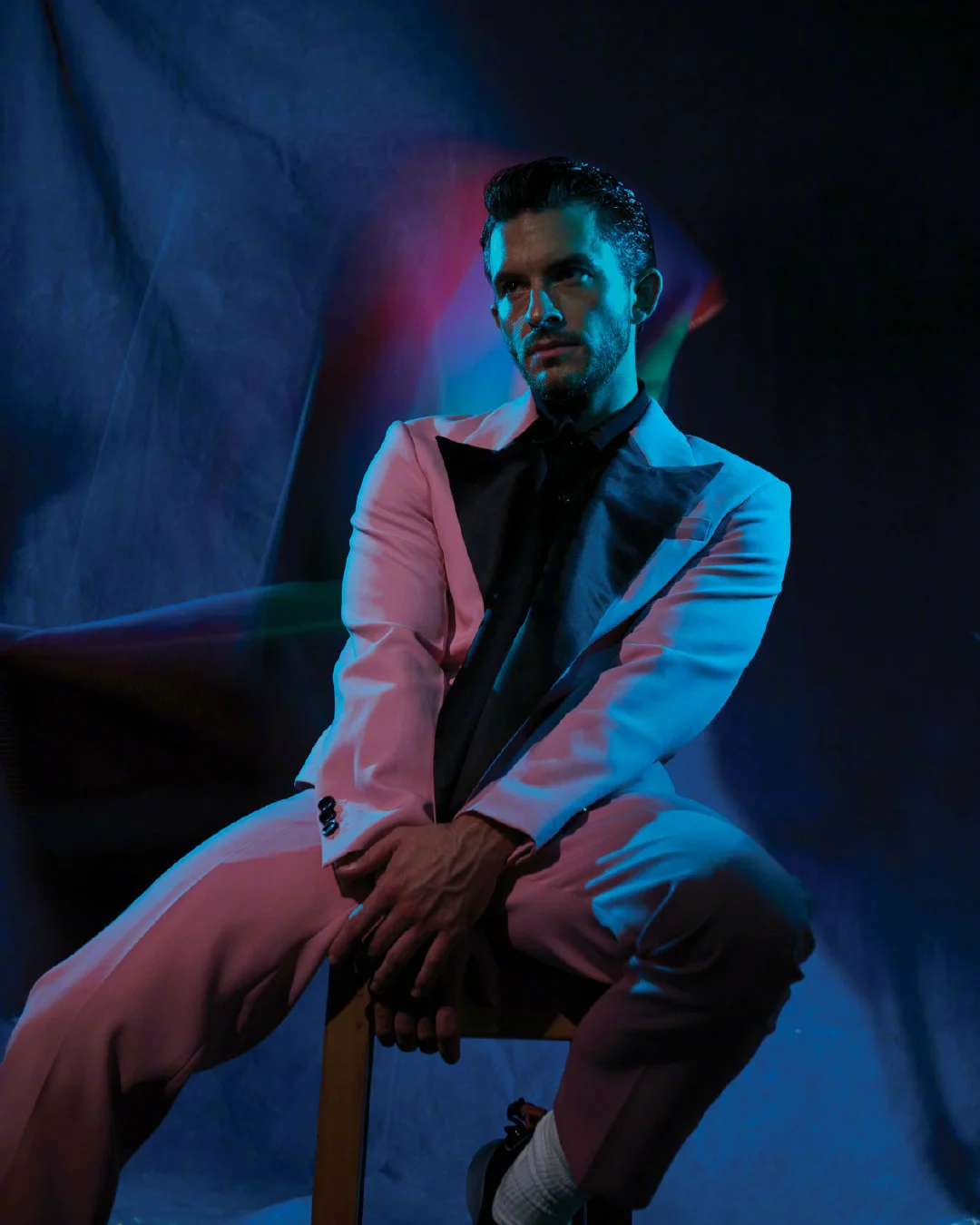 Jonathan Bailey, new photo for "Flaunt" magazine ​​​