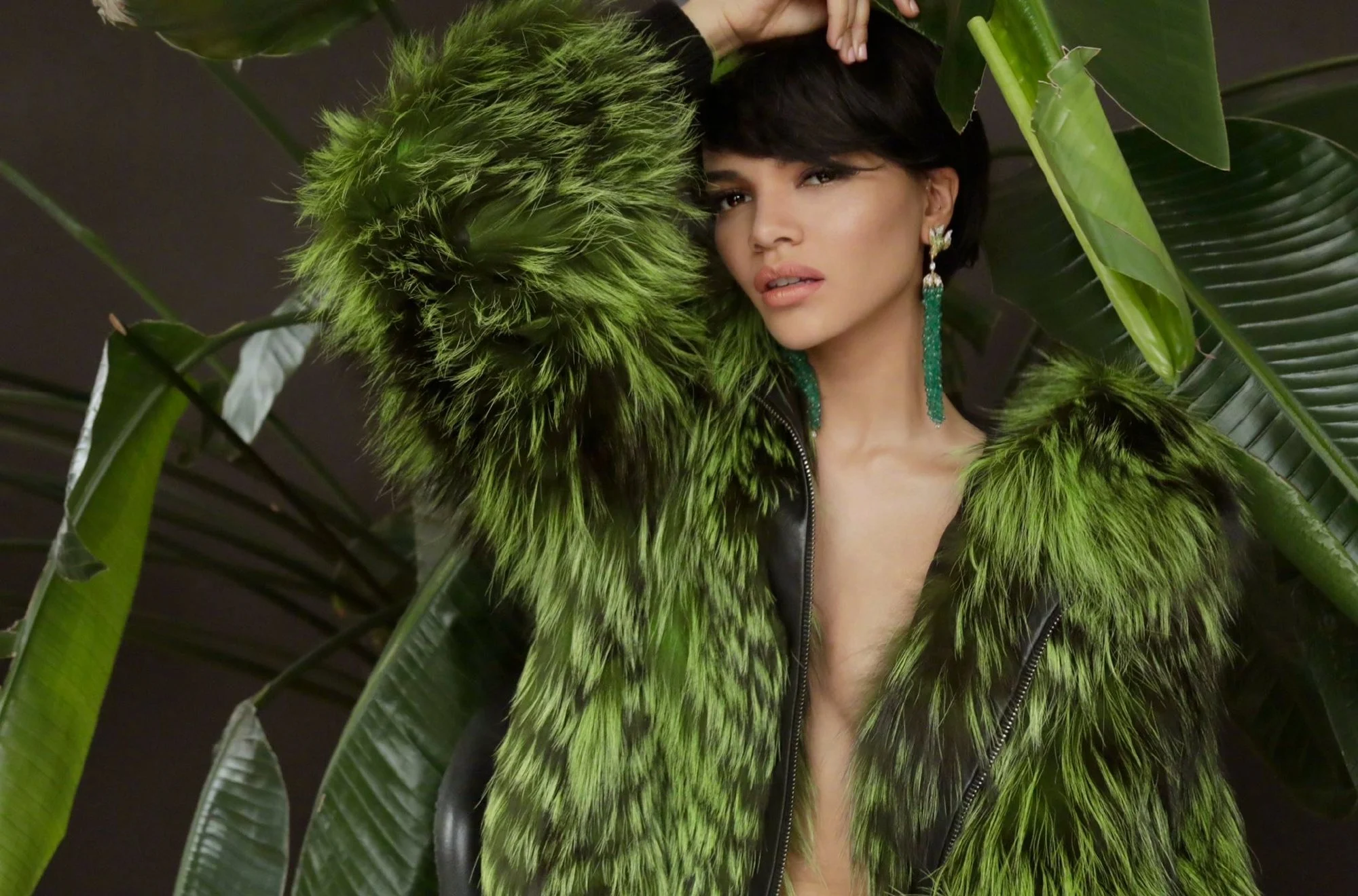 Leslie Grace new photo, Batgirl VS Poison Ivy