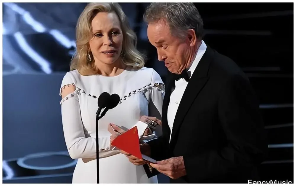 Looking back at these 3 Oscar Oolong incidents, one is more outrageous than the other