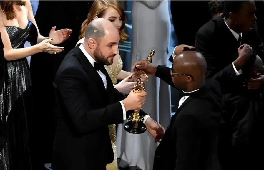 Looking back at these 3 Oscar Oolong incidents, one is more outrageous than the other