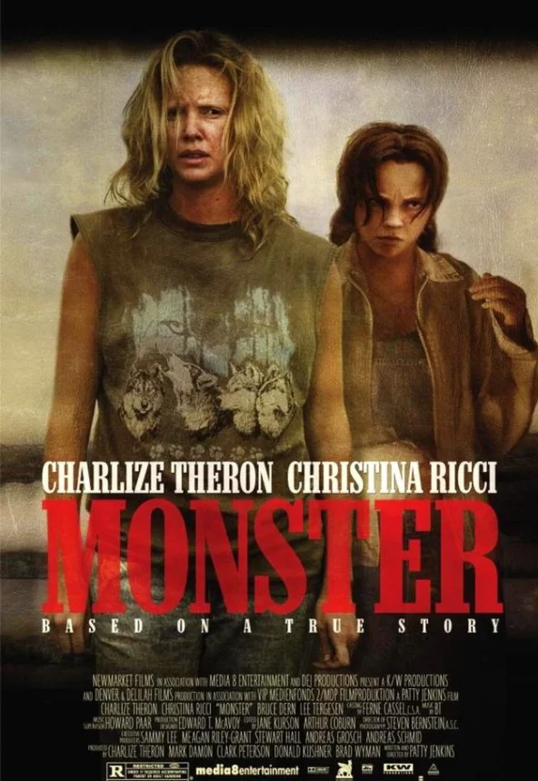"Monster" Review :it is adapted from a real story, prostitute kills 7 people in a row, Charlize Theron plays her regardless of the image