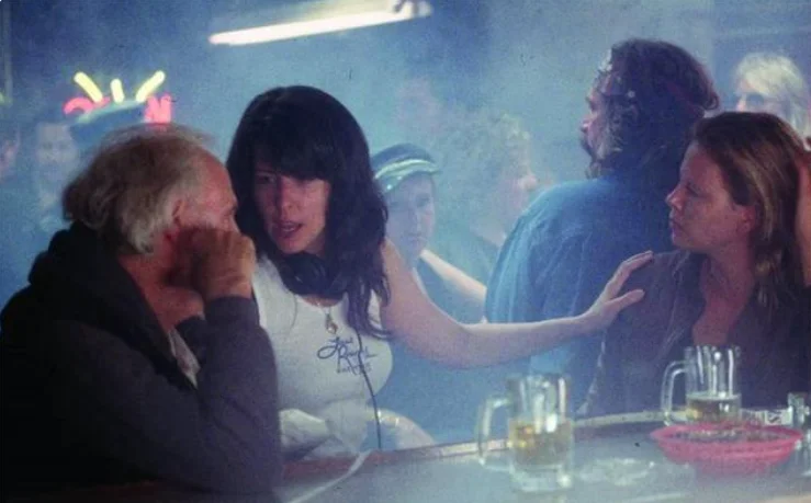 "Monster" Review :it is adapted from a real story, prostitute kills 7 people in a row, Charlize Theron plays her regardless of the image