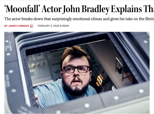 "Moonfall" Review: Moonfall's lines are jumpy, and viewers have a hard time understanding the film's lines.