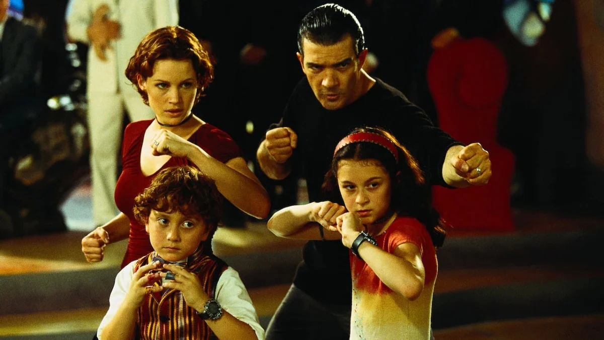 Netflix and original creator Robert Rodriguez will create "Untitled Spy Kids Reboot‎"
