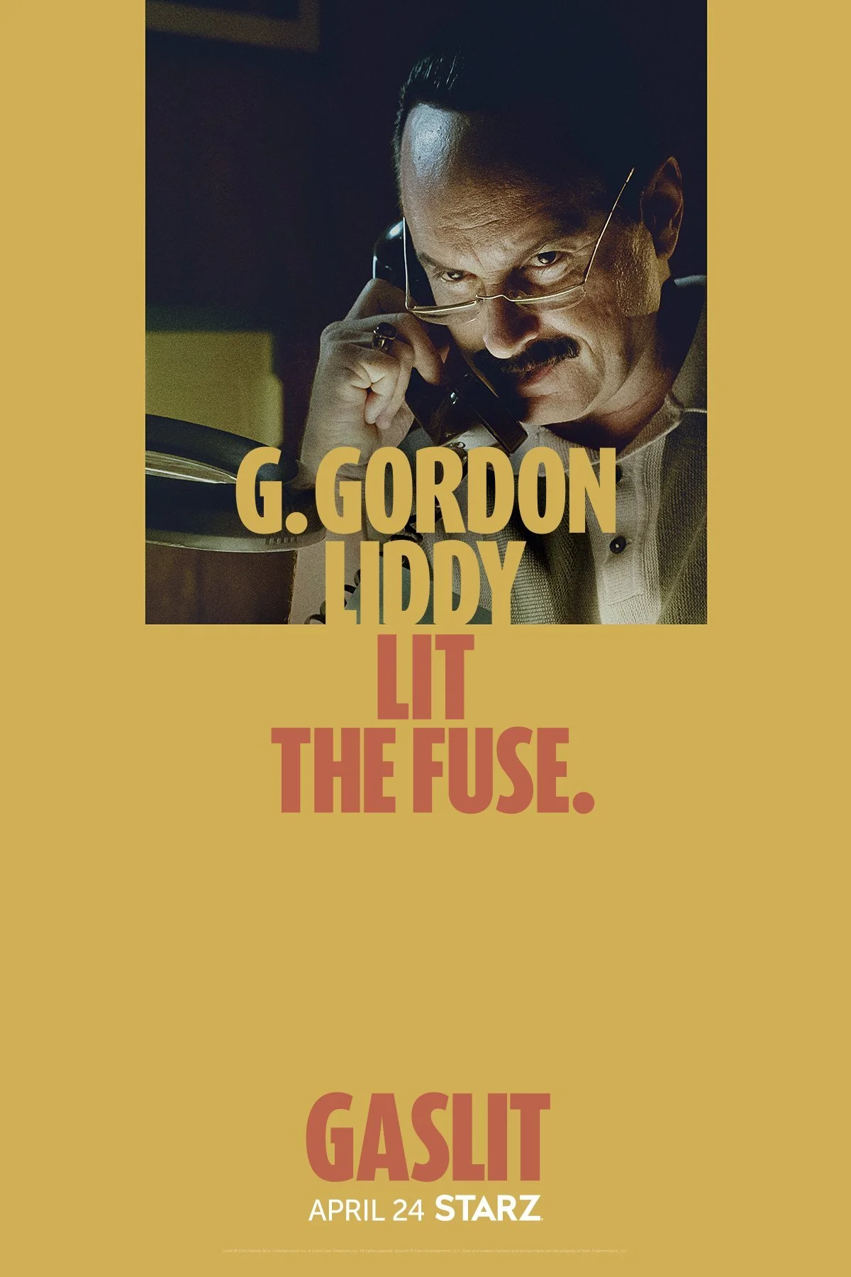 official-trailer-and-poster-for-gaslit-starring-julia-roberts-and-sean-penn-4