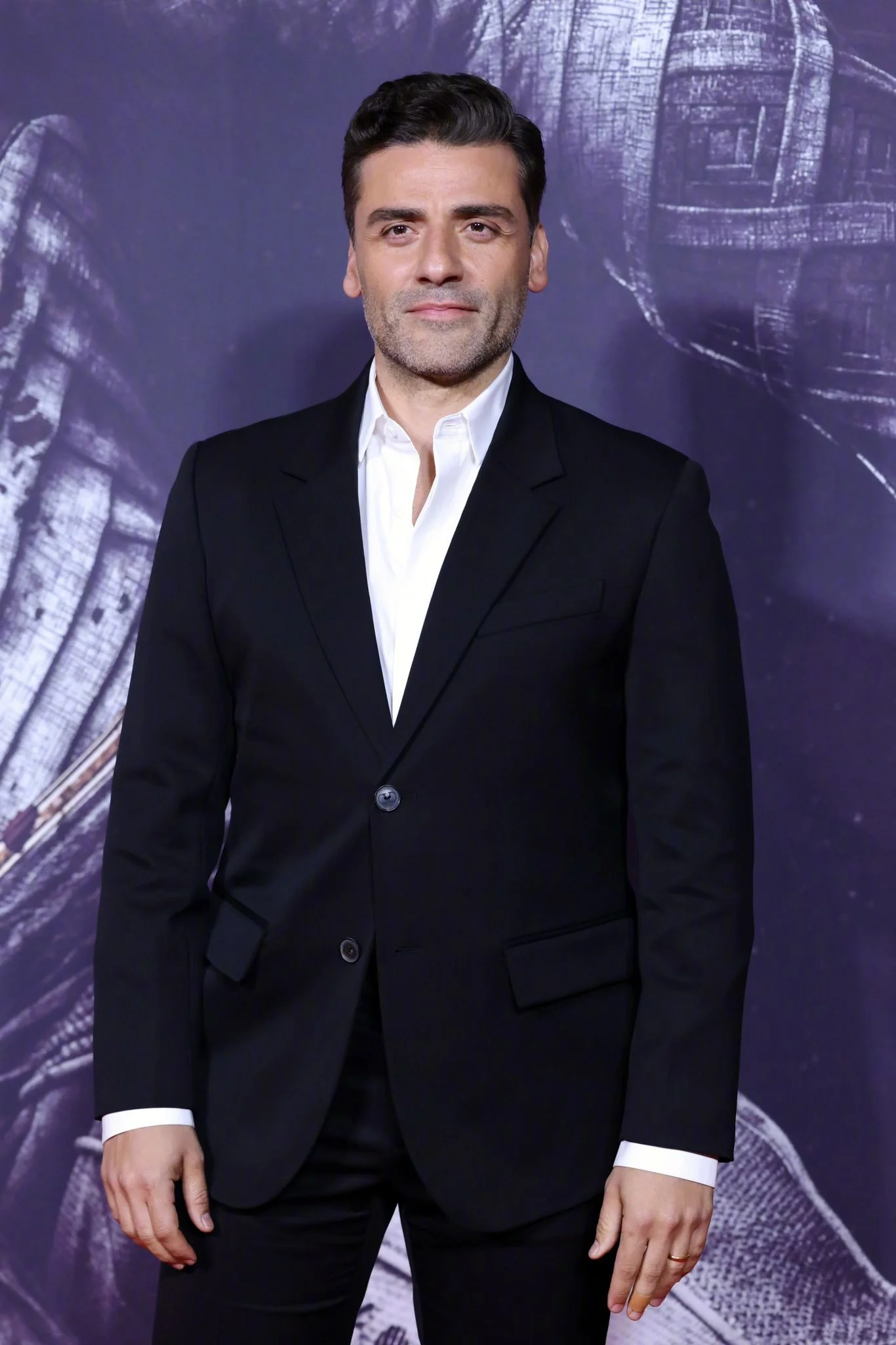 Oscar Isaac attends the Berlin screening of 'Moonlight Knight' ​​​