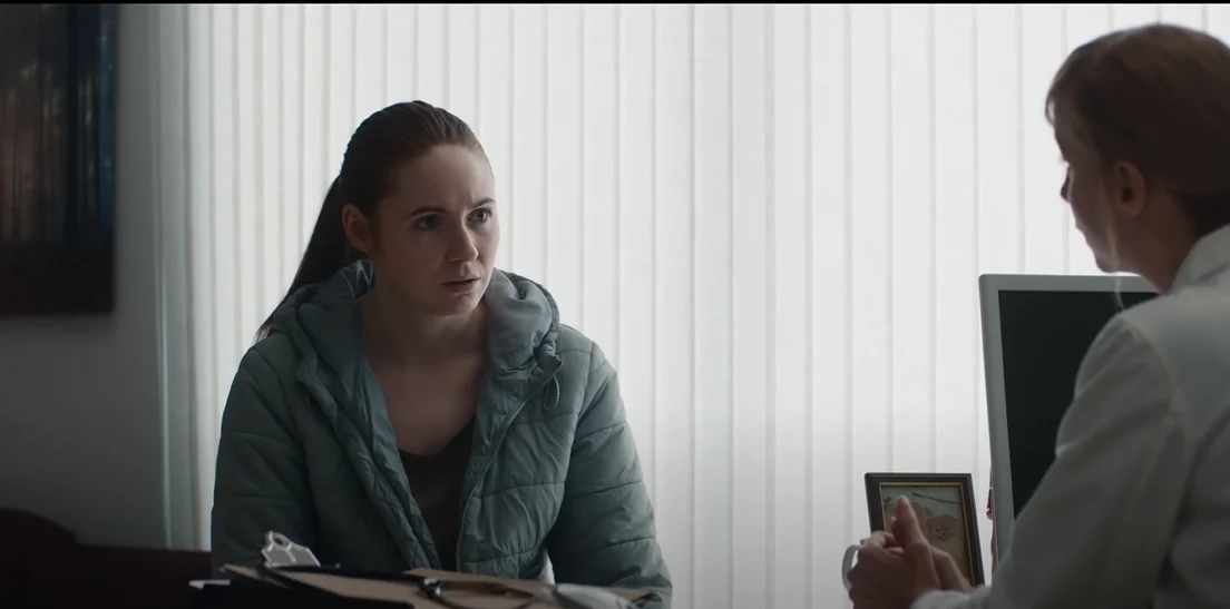 sci-fi-dual-starring-karen-gillan-and-aaron-paul-releases-trailer-5