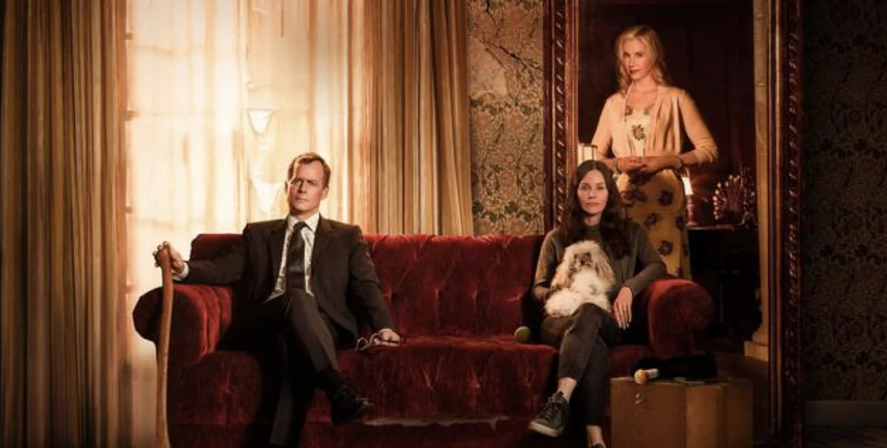 "Shining Vale‎": Is this a real ghost or crazy?