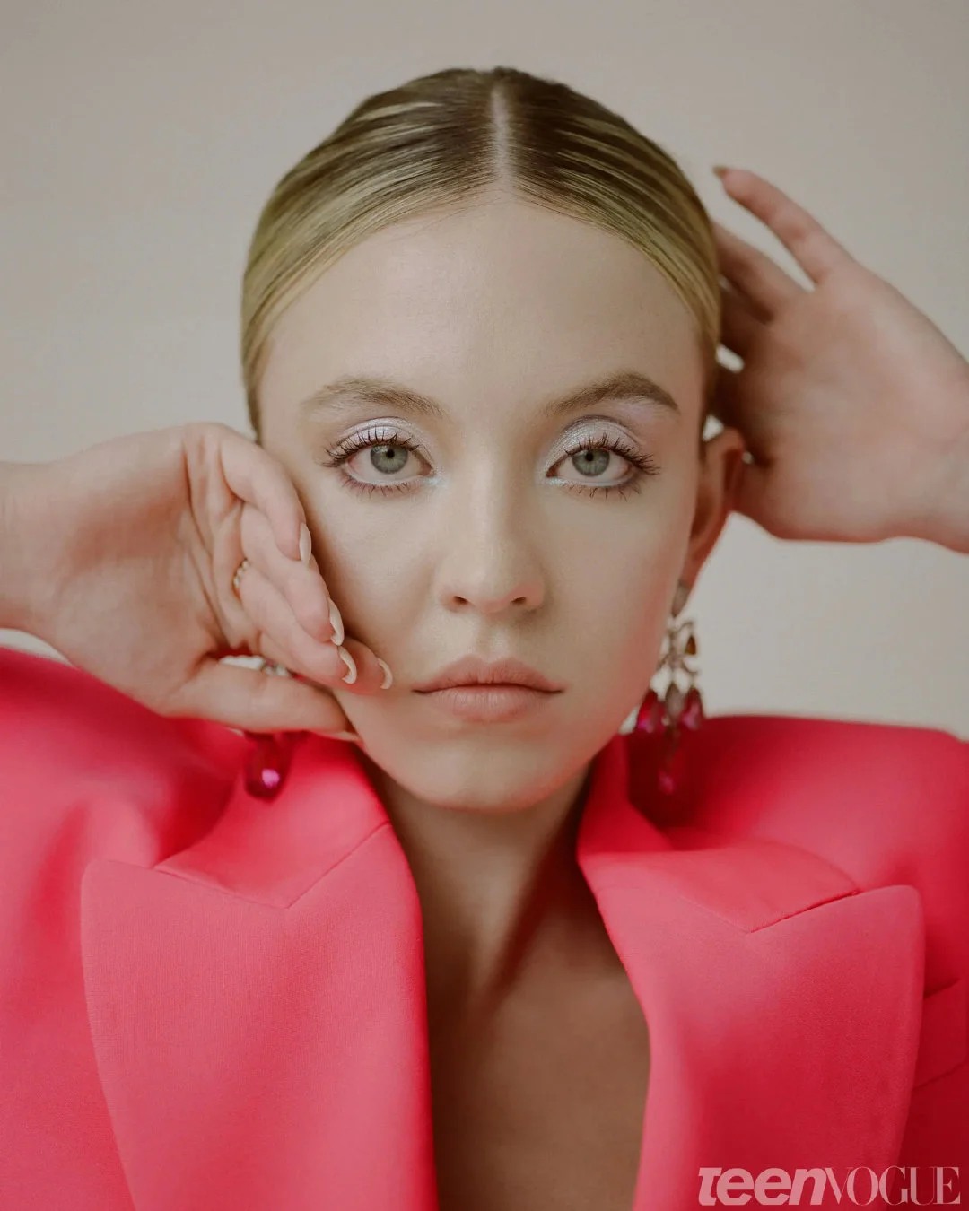 Sydney Sweeney, the new photo of "Teen Vogue" magazine ​​​
