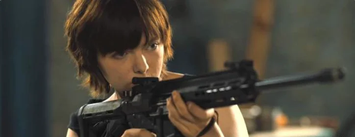 "Texas Chainsaw Massacre" Review: A simple sequel of crude and classic killing, it is bloody thrills!