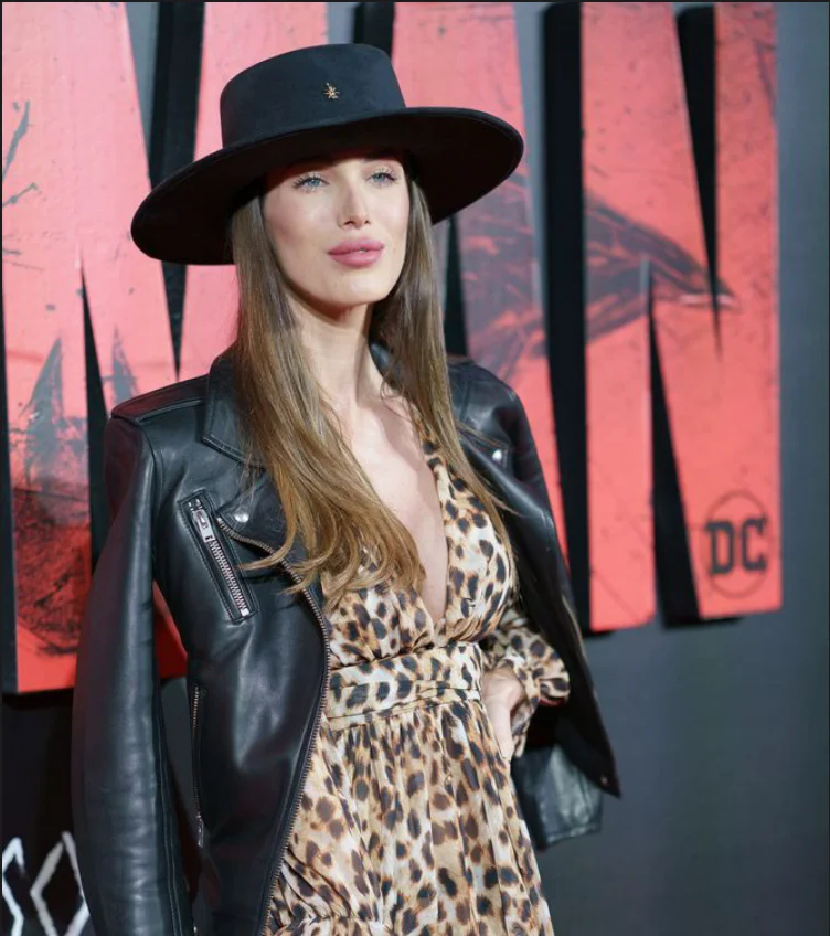 the-batman-premieres-in-spain-with-nicole-wallace-and-other-filmmakers-supporting-it-14