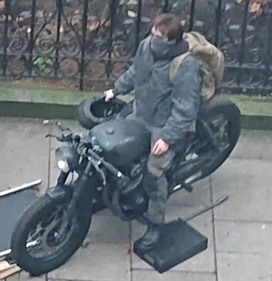 "The Batman" some motorcycle boy Bruce set photos ​​​
