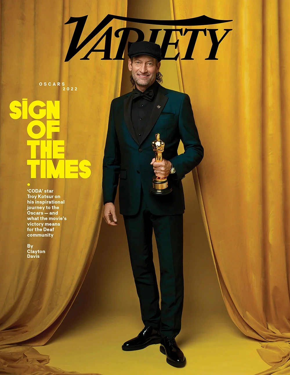 Troy Kotsur in "Variety" magazine ​​​with his Oscar trophy ​​​