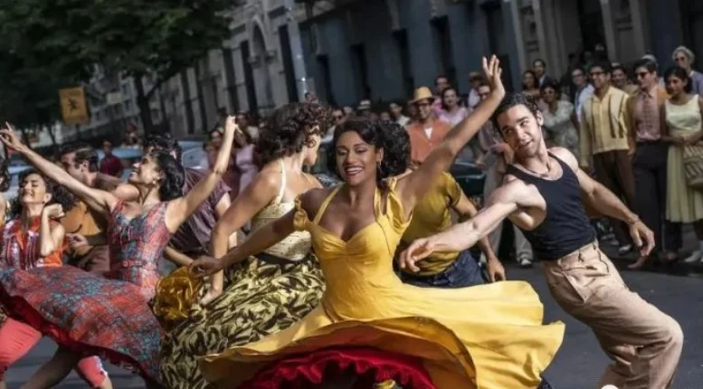 "West Side Story‎" recreates the song and dance with a rich singing play that turns a classic into a classic