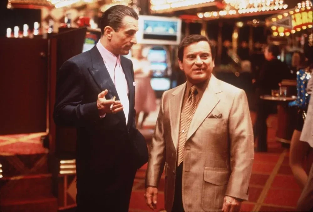 "Casino": The epic movie that uncovers the inside story of the casino, a complex and sophisticated classic