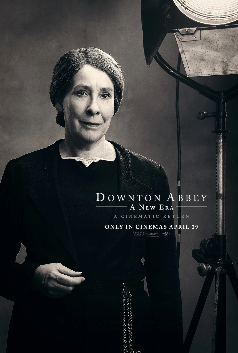 downton-abbey-a-new-era-released-character-posters-multiple-main-actors-appear-14