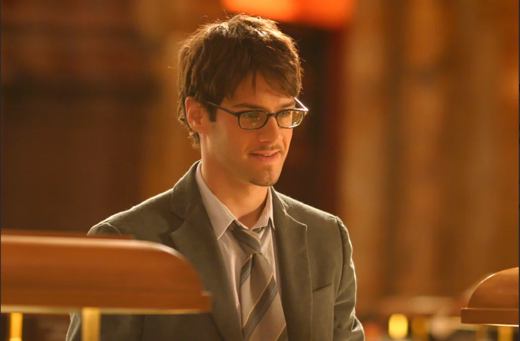 Justin Bartha reprises his role as computer expert Riley Poole on Disney+'s 'National Treasure' TV series