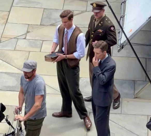New video and set photos of Nolan's new film "Oppenheimer" have been released!